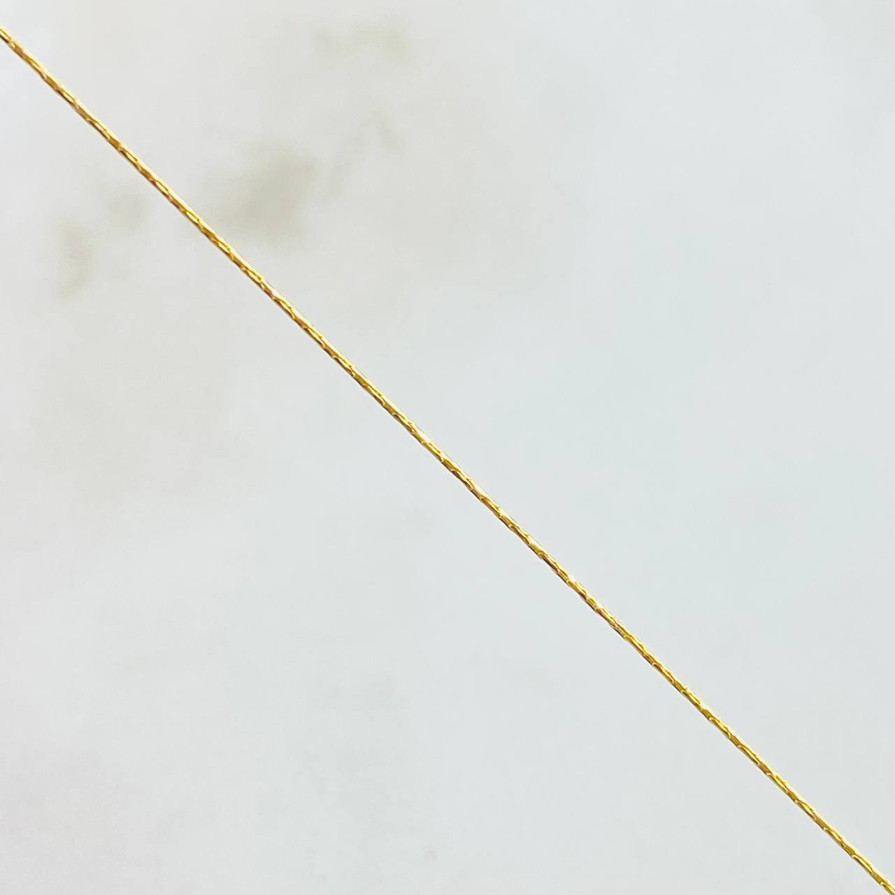 Set Cadena y Dije Aguja Trenzada + Angel 1.15gr / 17 3/4 in / Oro Amarillo 18K *