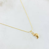 Set Cadena y Dije Aguja Trenzada + Luna 1.15gr / 17 3/4 in / Oro Amarillo 18K