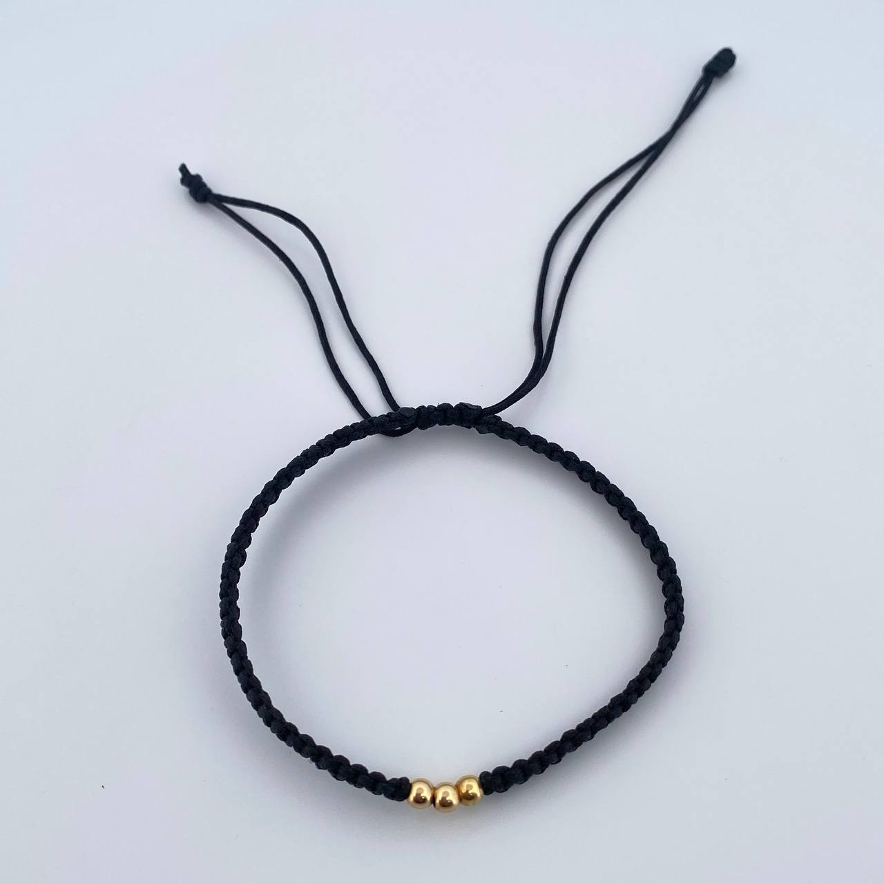 Black Bracelet 3mm 3 Pcs Polished Beads 18K Yellow Gold (A.C)
