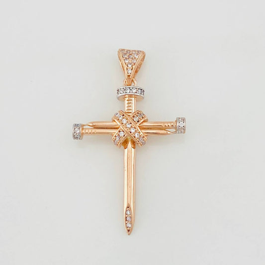Dije Cruz Clavo 3.3g / 1 1/2 in Dos Oros Blanco Rosa 18K