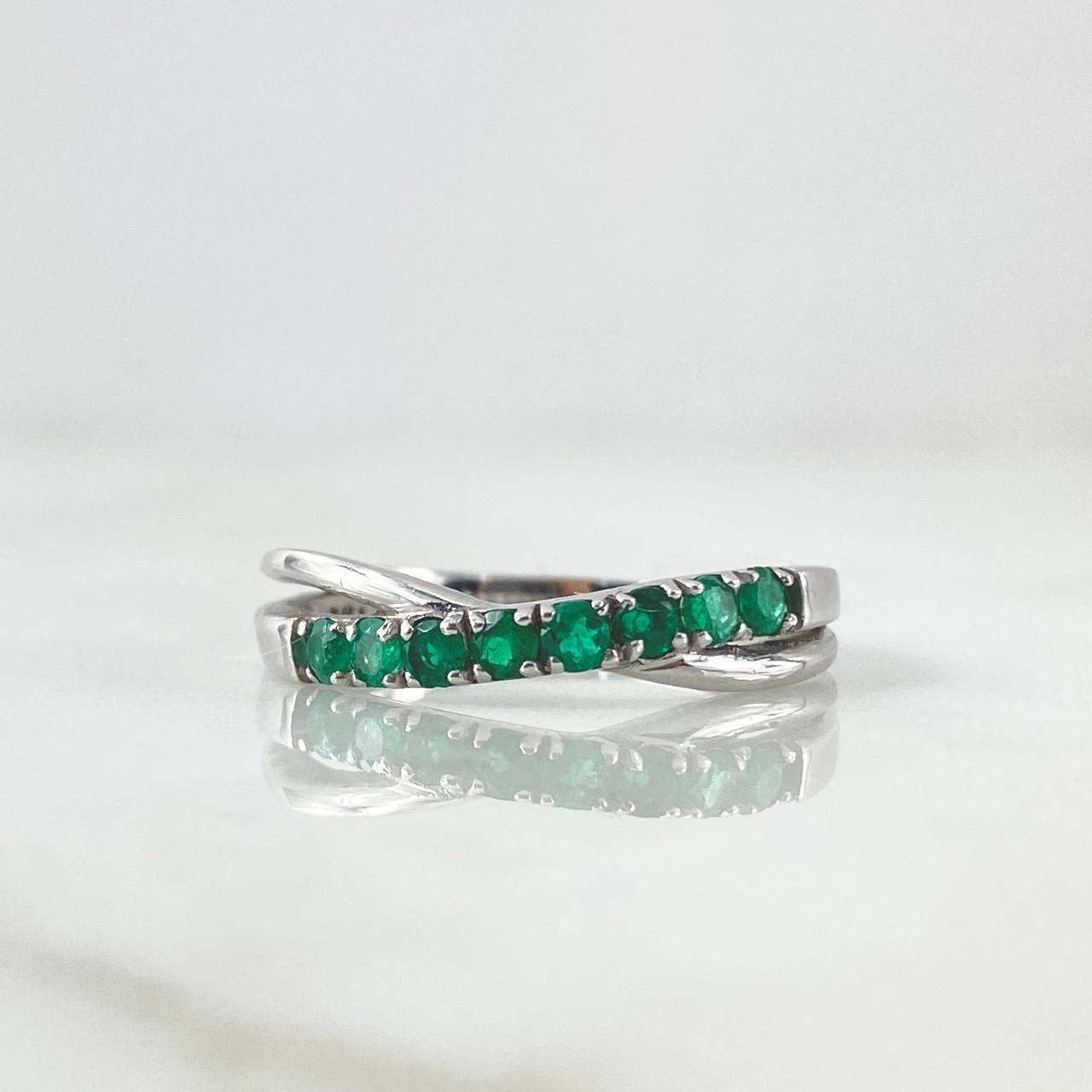 Crossed Ring 2.8gr T7 3/4 Emeralds 45pts White Gold (Jewel)*