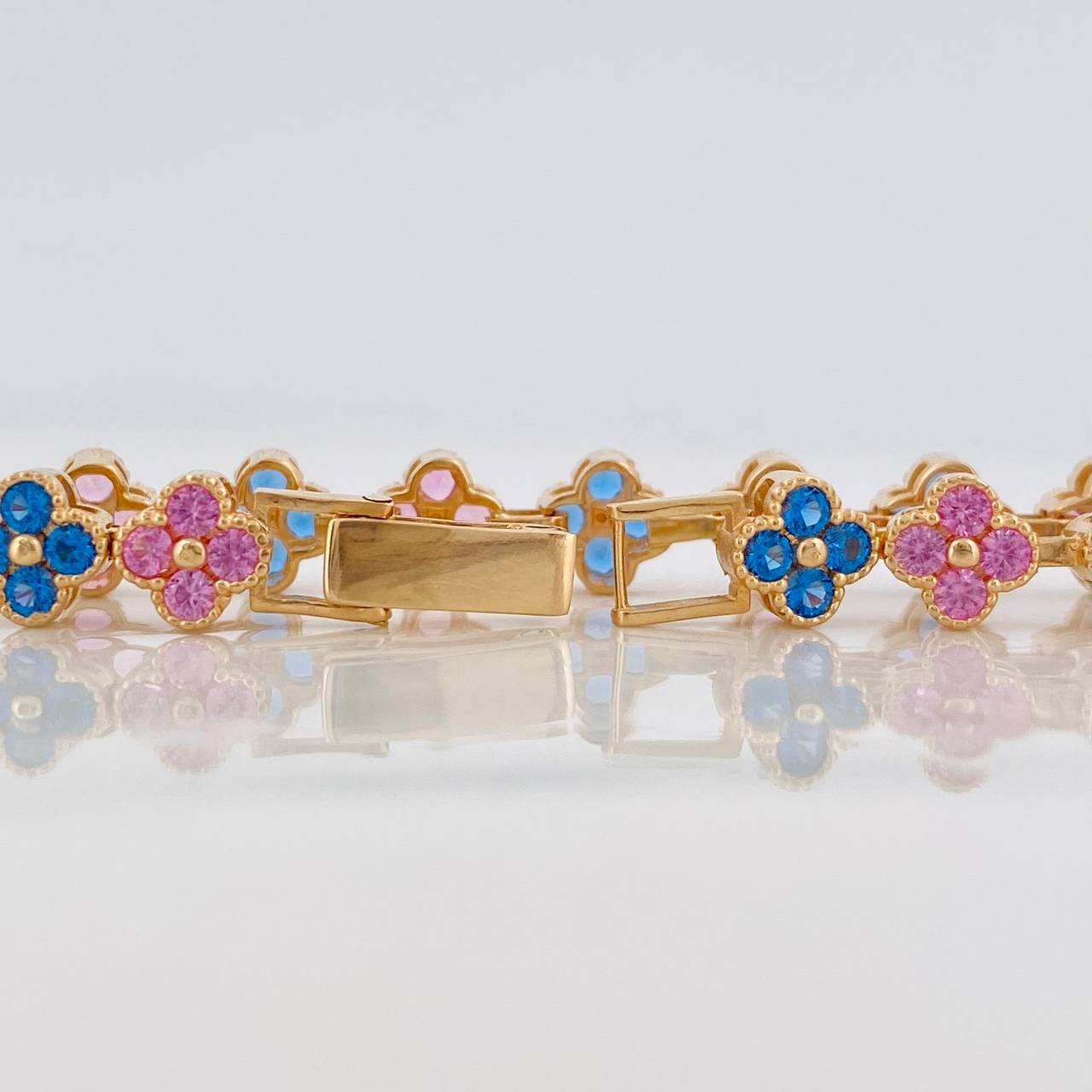 Pulso Flores 9.95g / 5 1/2 in / 6mm Oro Amarillo 18K