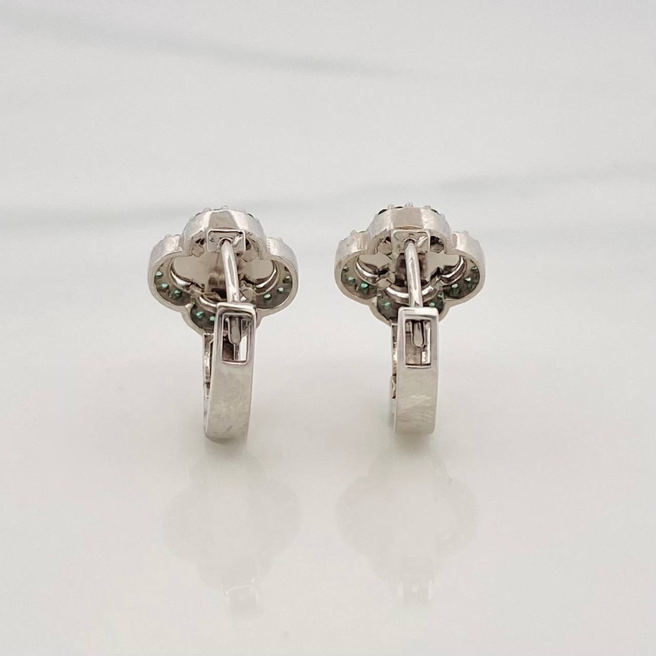 Candongas Trebol 2.65g / 1/2 in Oro Blanco 18K
