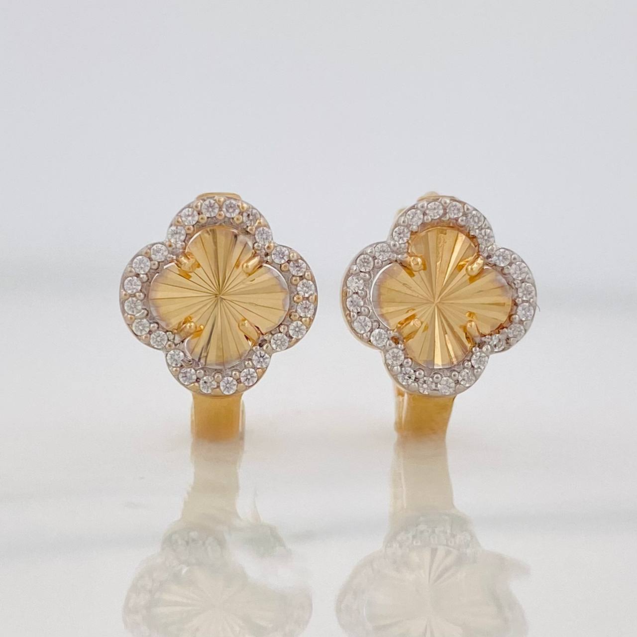 Candongas Trebol 2.75g / 1/2 in Dos Oros Amarillo Blanco 18K