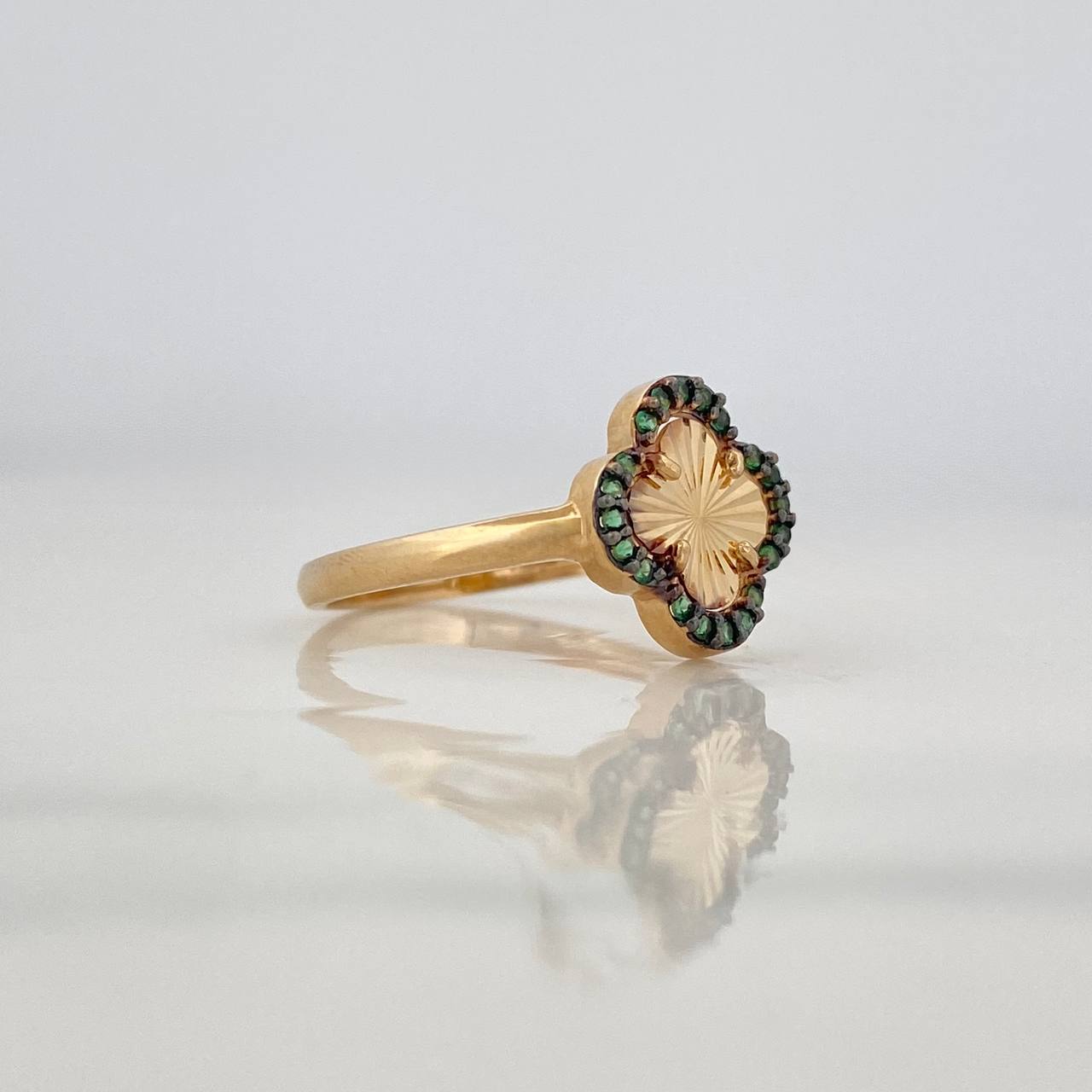 Clover Ring 2.15g / T6 3/4 Two-tone Black Yellow Gold 18K