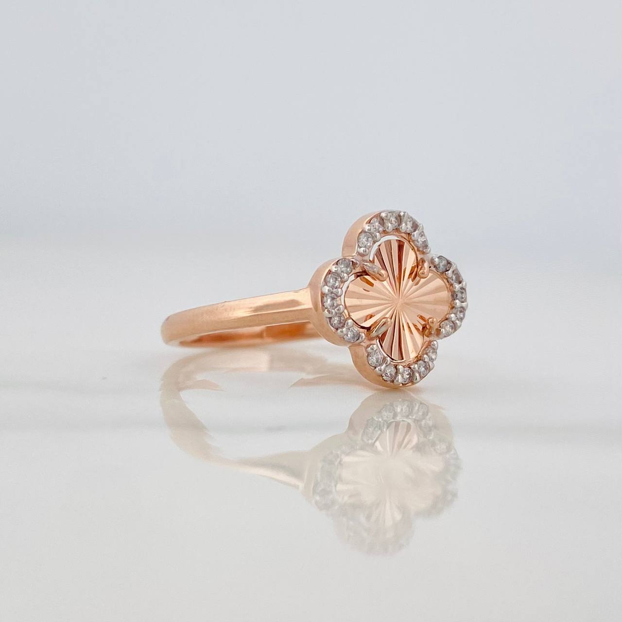 Clover Ring 2.05g / T6 3/4 Two-tone White Rose Gold 18K