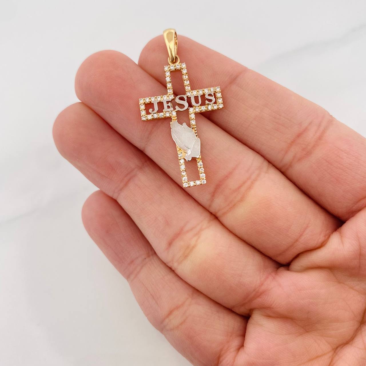 Dije Cruz Jesús 2.1g / 1 1/2 in Dos Oros Amarillo Blanco 18K