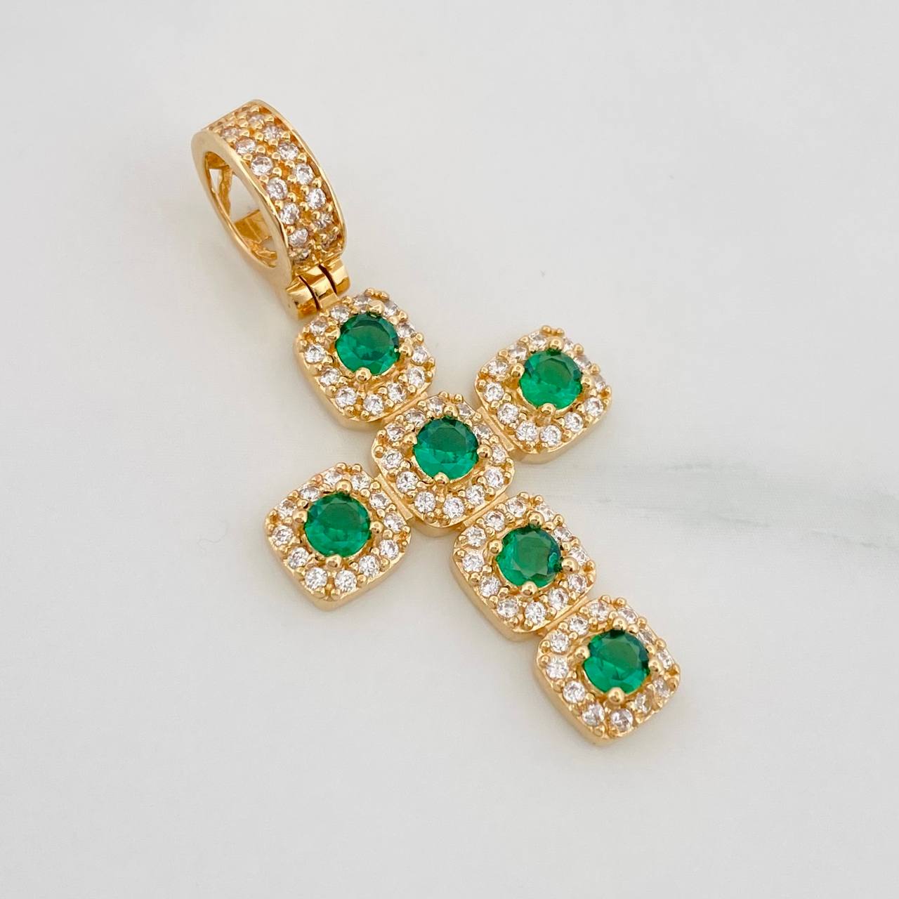 Pendant Dense Cross 3.45g / 1 1/2 in Yellow Gold 18K
