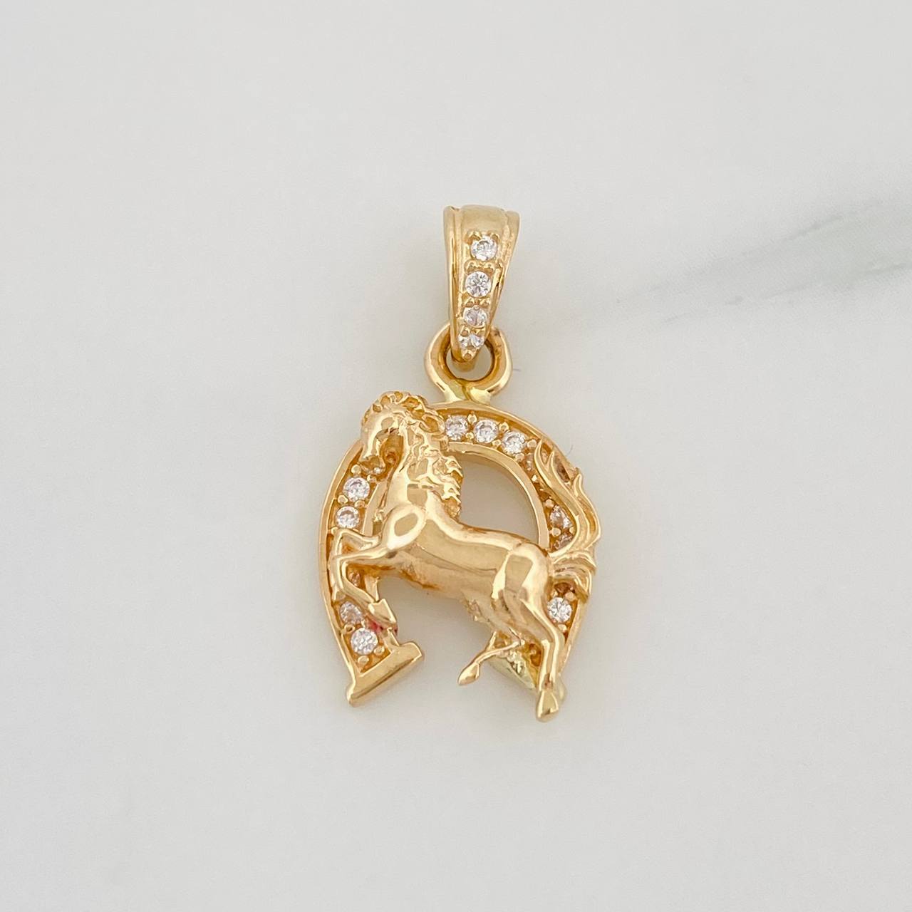 Horse Shoe Pendant 1.75g / 3/4 in Yellow Gold 18K