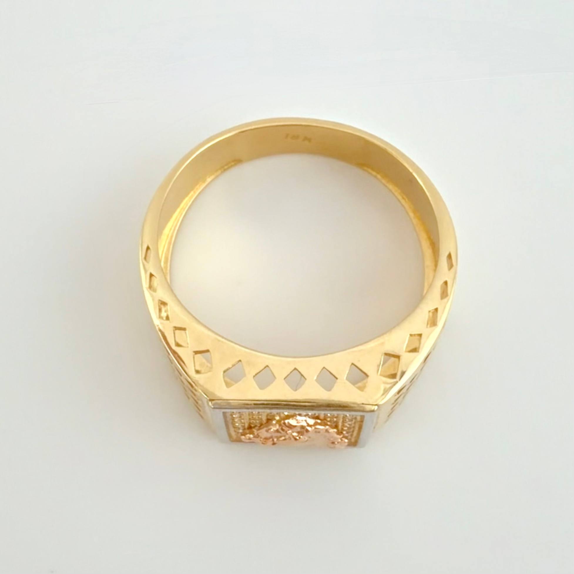 Horse Framed Mesh Ring 6.3gr / T10 / 18K Three Golds