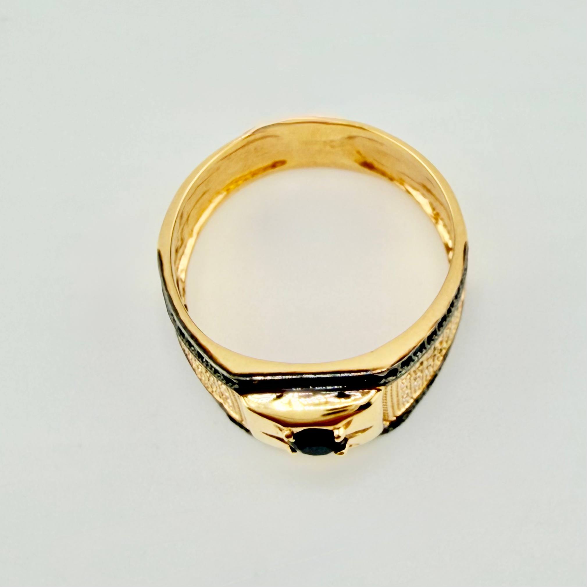 Starred Signet Ring 5gr / T10 / 18K Yellow Gold