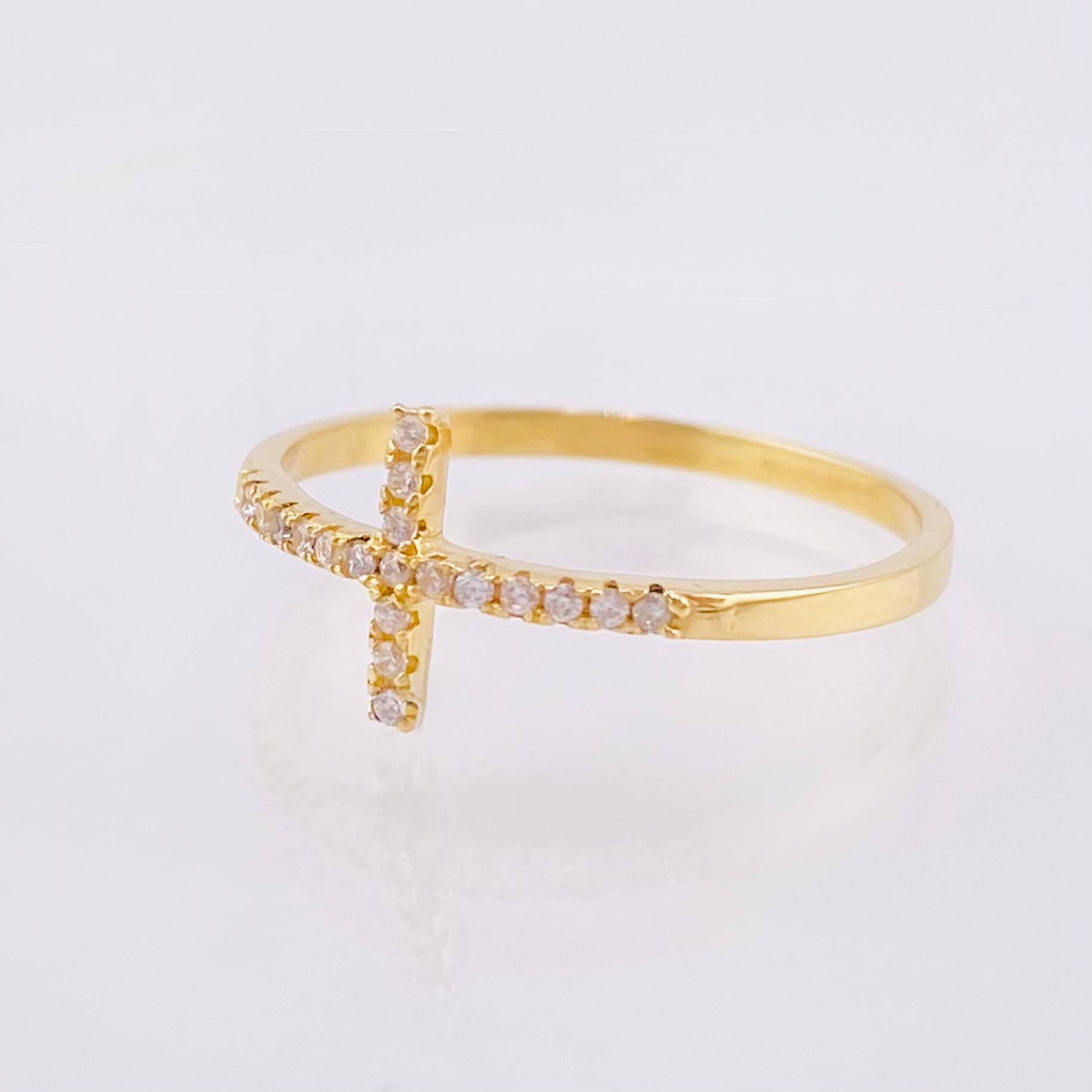 Cross Ring 1.4gr / T7 3/4 / 18K Yellow Gold