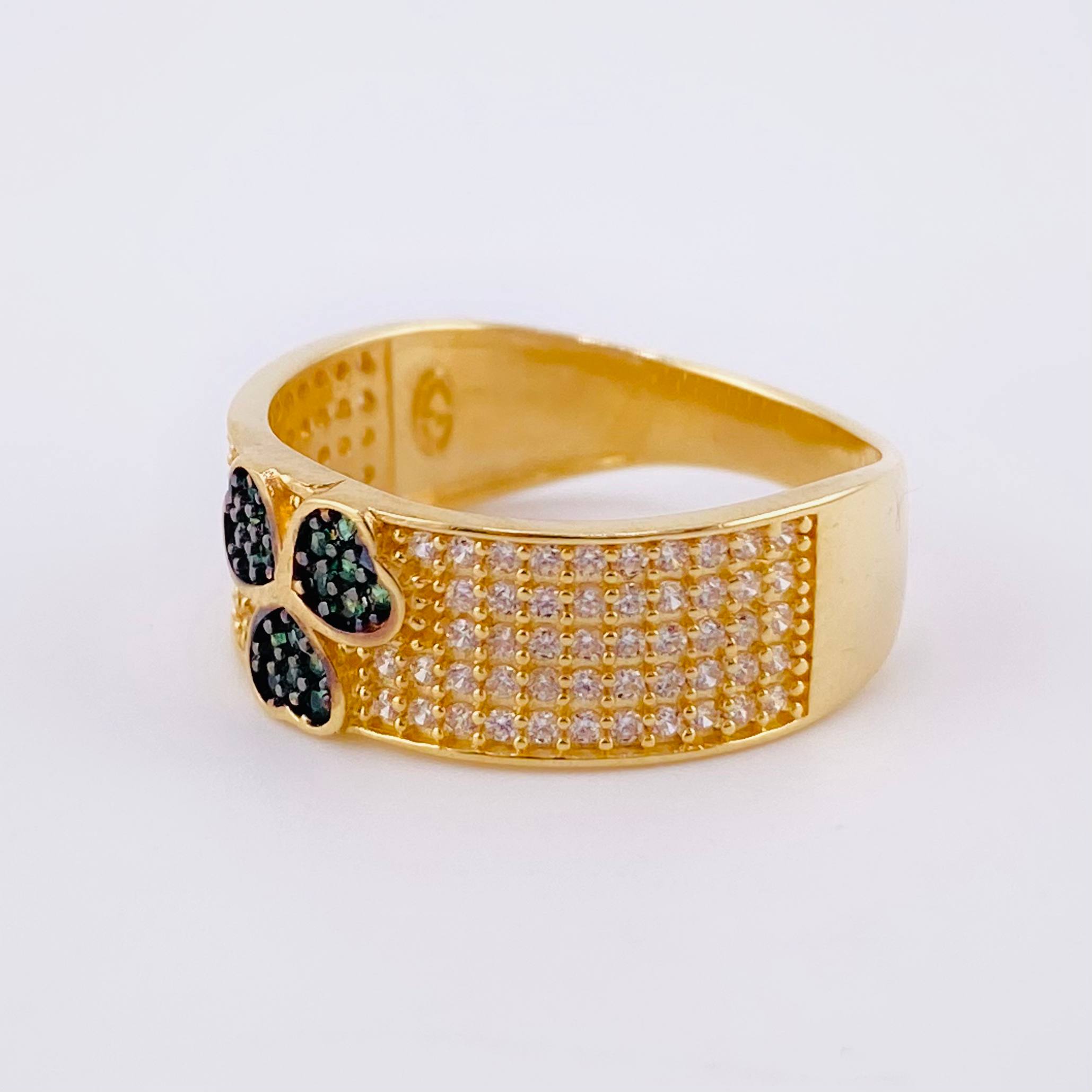 Triple Heart Churunbela Ring 4.4gr / T8 / Yellow Gold 18K *
