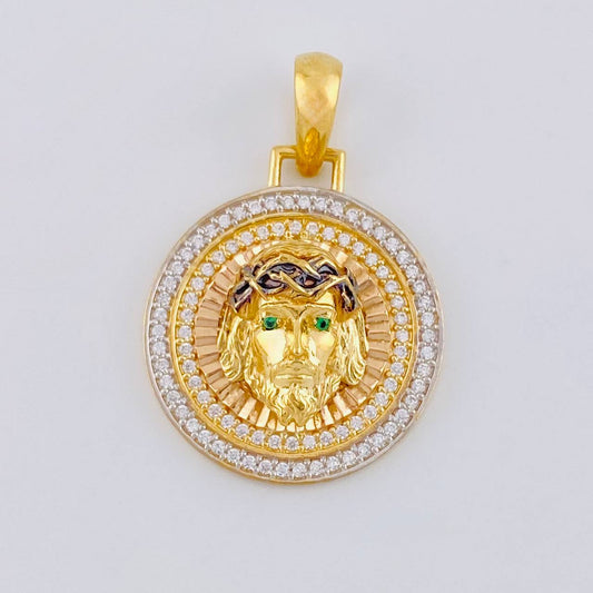 Dije Medalla Rostro Jesus 5.25 g / 1 1/4 in Tres Oros 18K
