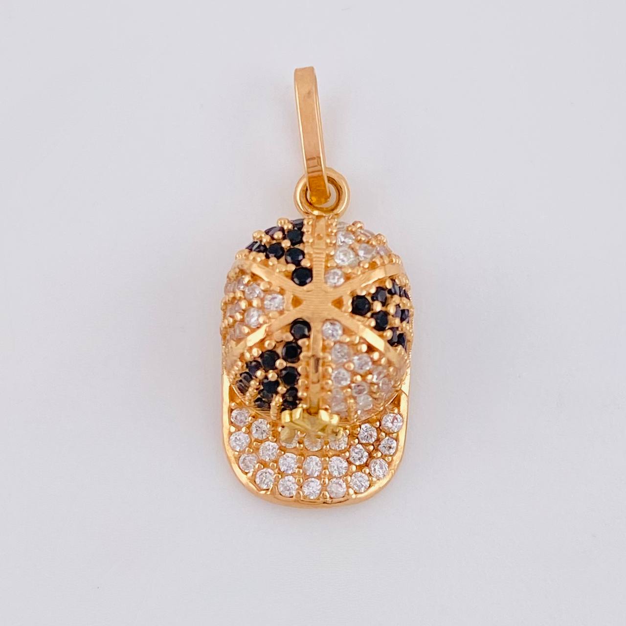 Pendant NY Cap 2.2 g / 3/4 in 18K Rose Gold