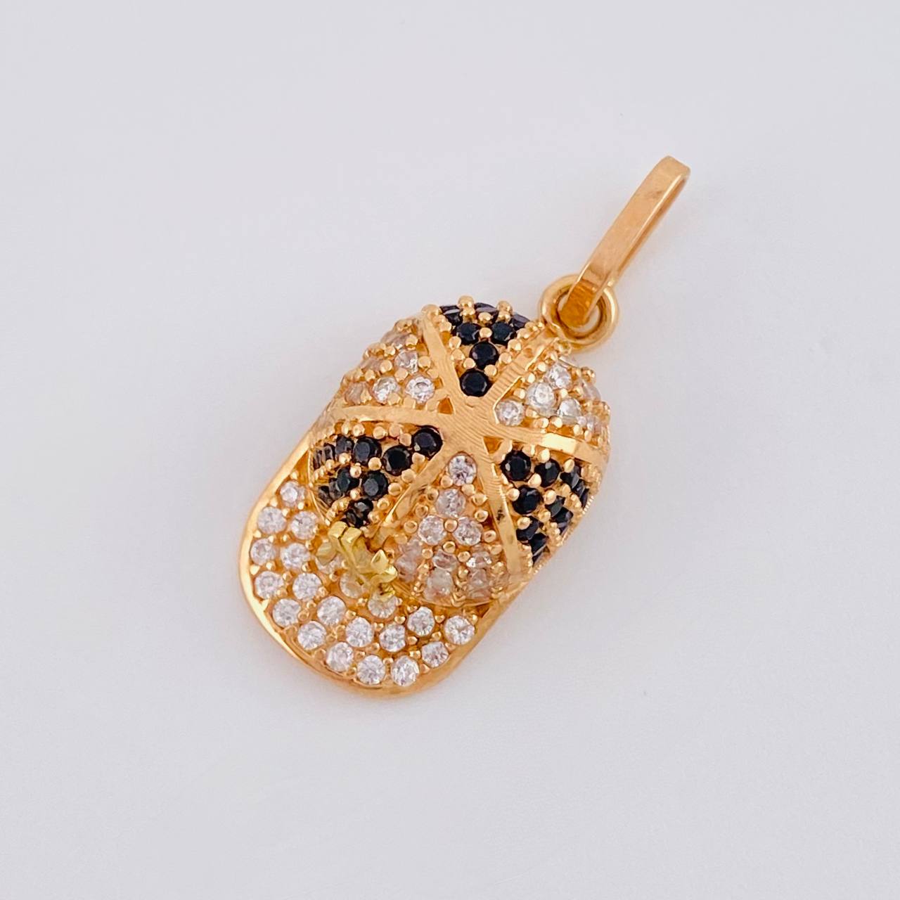 Pendant NY Cap 2.2 g / 3/4 in 18K Rose Gold