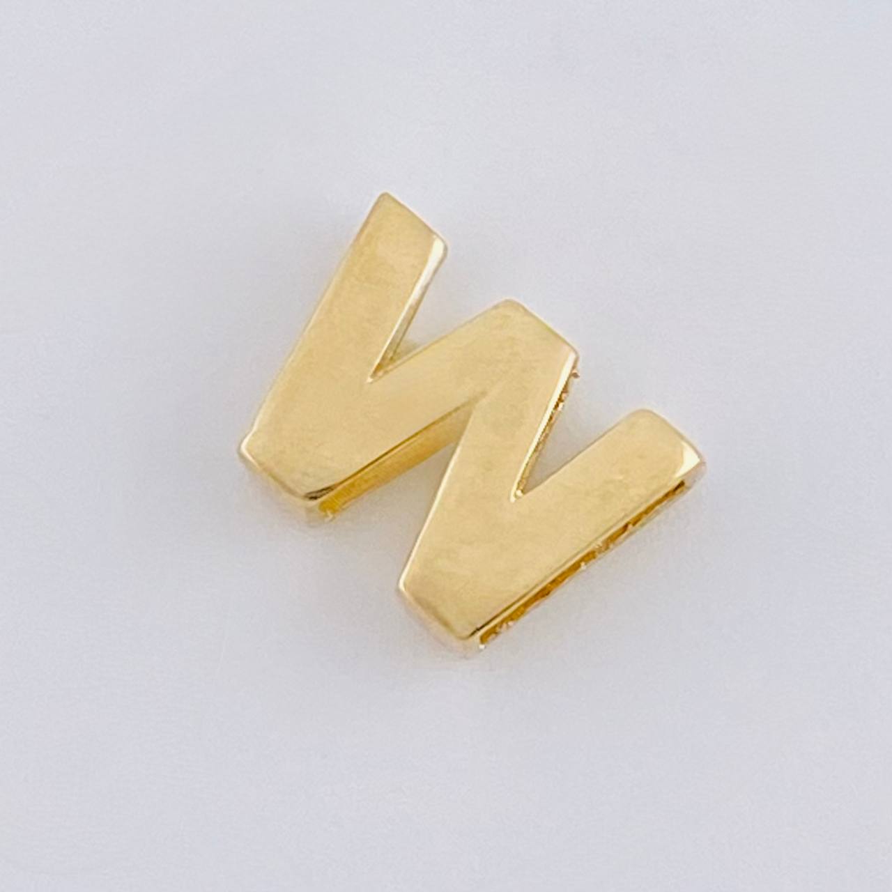 Charm Letter W 0.45 g / 1/4 in Yellow Gold 18K