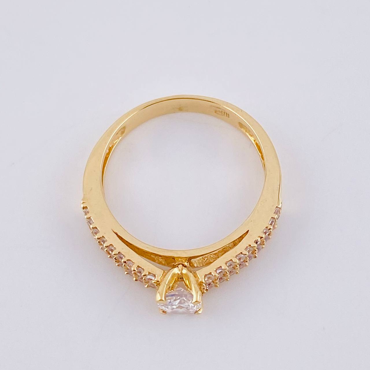 Tupido Solitaire Ring 3.2 g / T7 Yellow Gold 18K