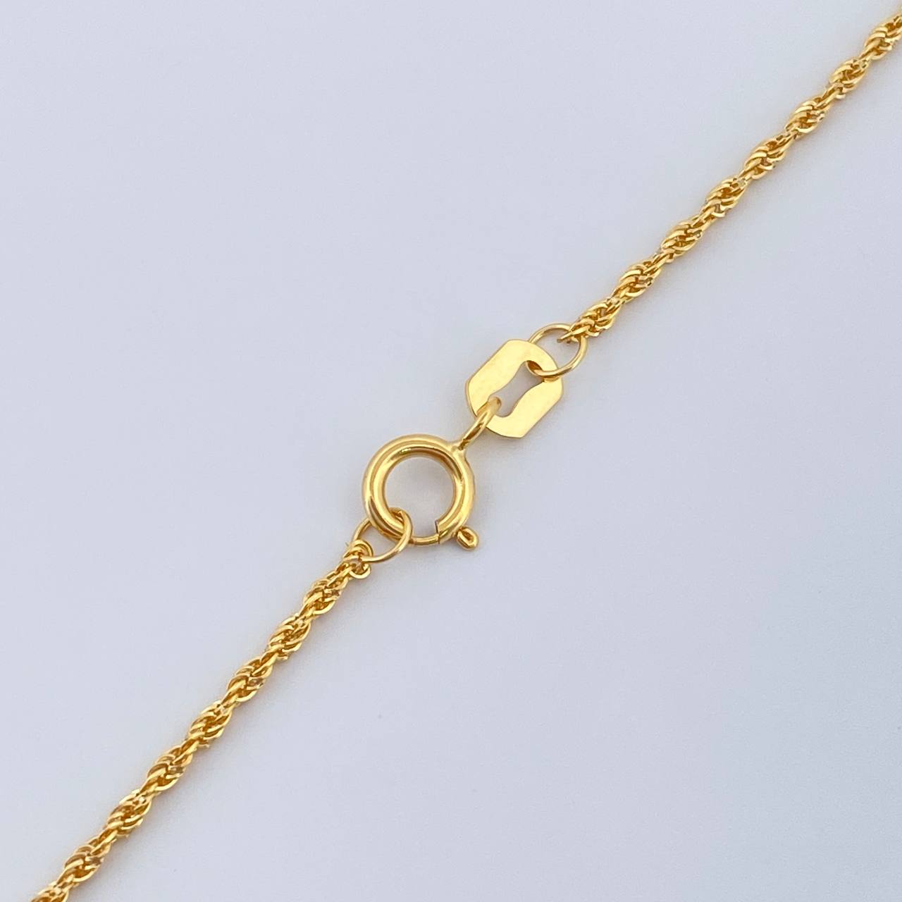 Set Cadena y Dije Lazo + Trebol 1.85gr / 19 3/4 in / Oro Amarillo 18K $