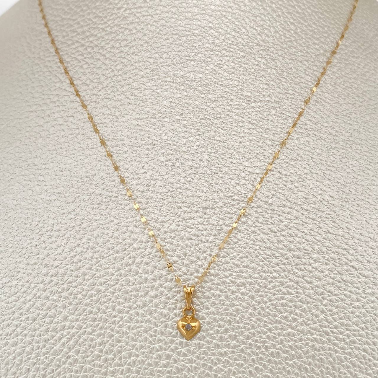 Set Cadena y Dije Flor Espejo + Corazon 0.8gr / 17 3/4 in / Oro Amarillo 18K $