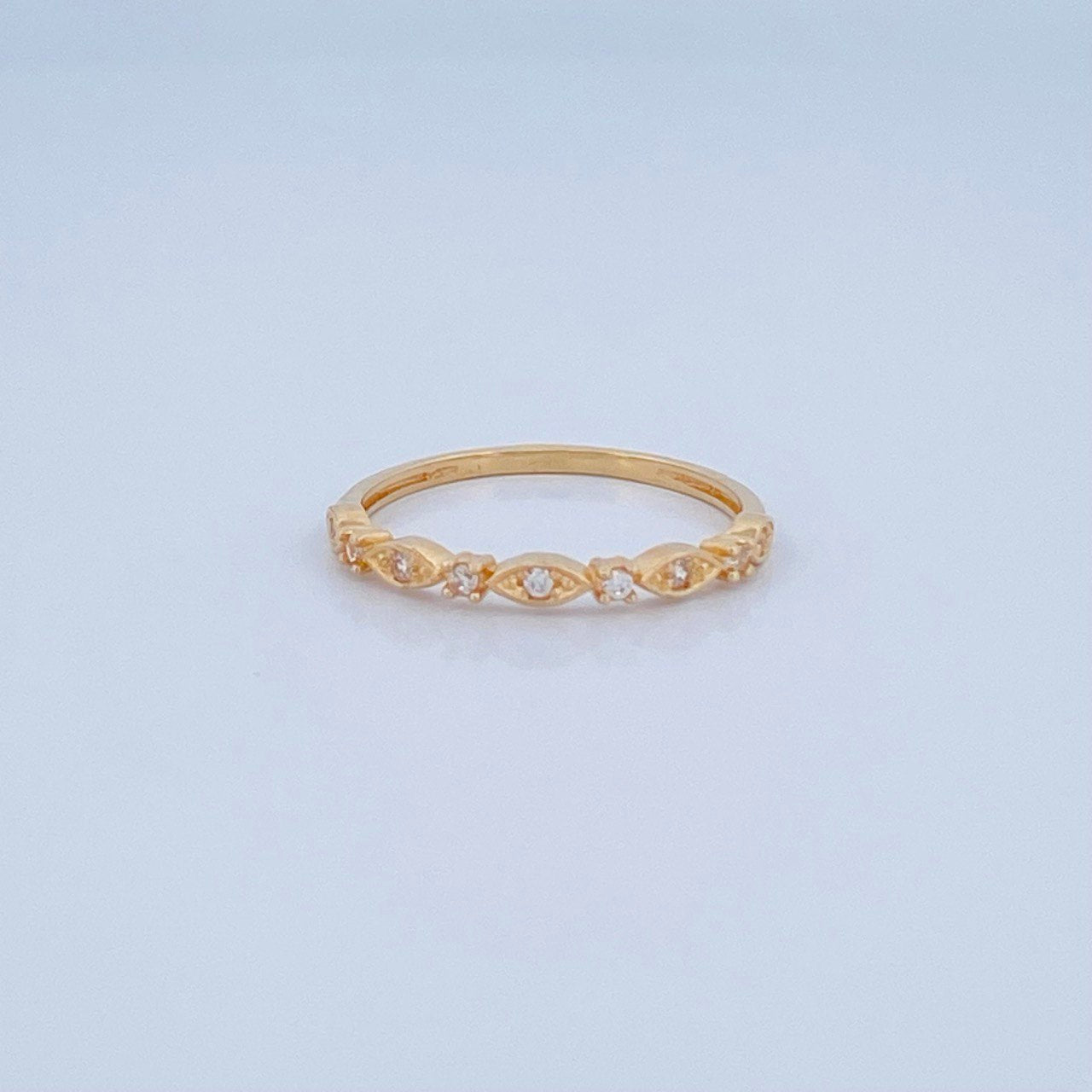 Solitaire Ring Churumbela 1.35gr / Size 6 1/4 / 18K Gold &