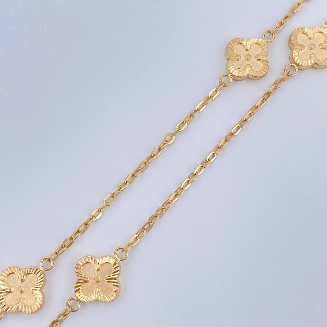 Cadena Aro Seguido Trebol 5.5gr / 18 in / Oro Amarillo 18K &