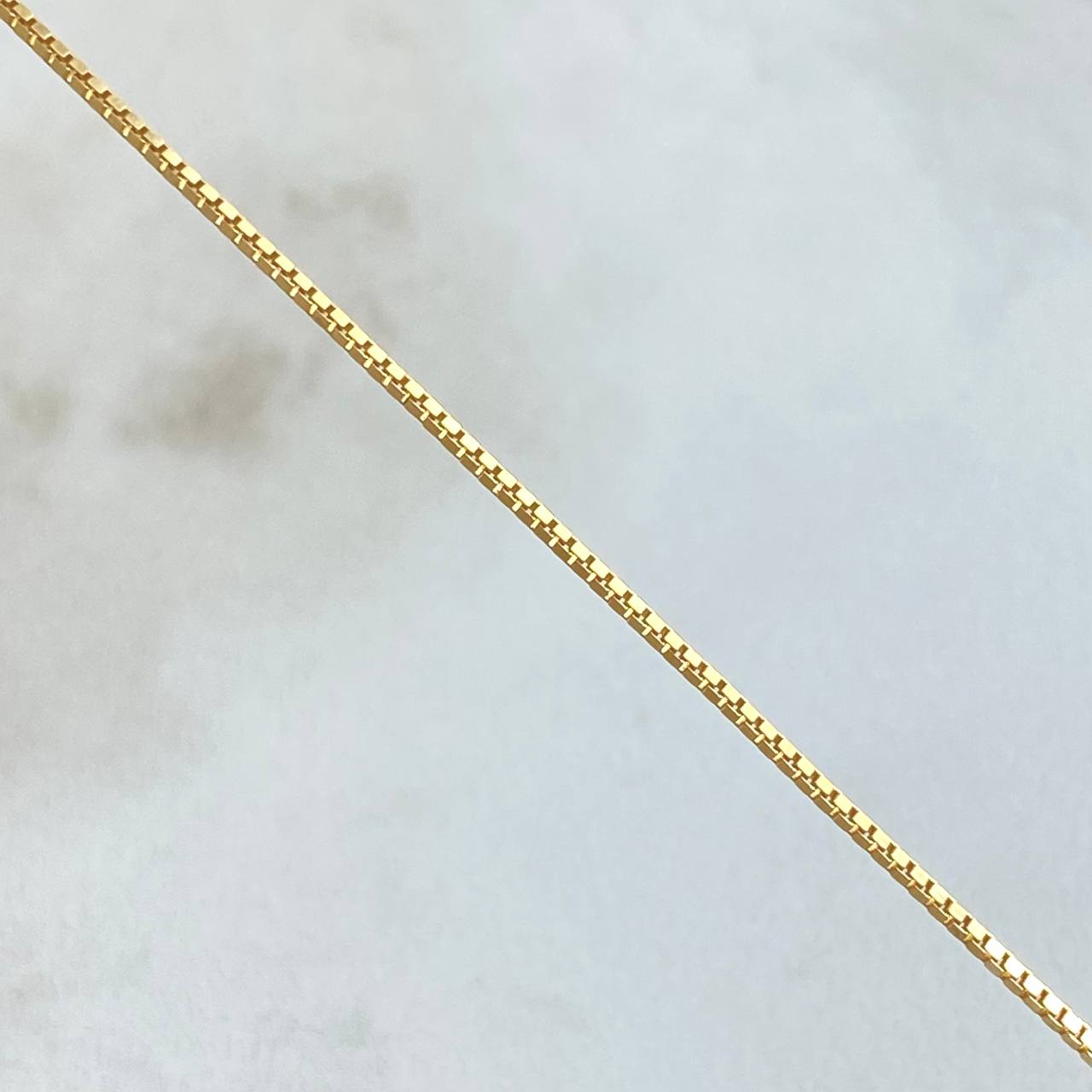 Venetian Chain 3.4gr / 23.6in / +3 18K Gold
