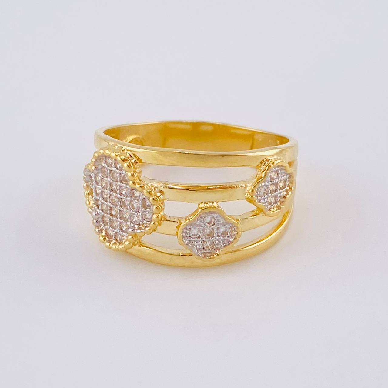 Pathway Clover Ring 4.25 g / T6 3/4 Two-Tone Yellow White Gold 18K