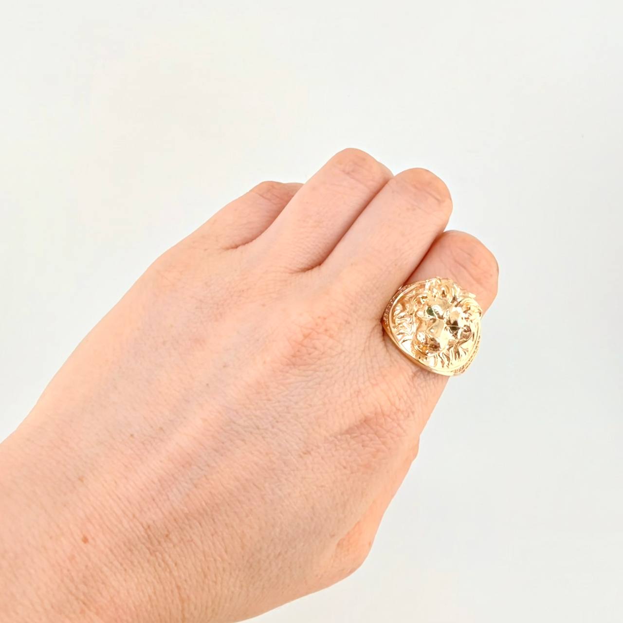 Lion Ring 13.75 g / T10 1/4 Yellow Gold 18K