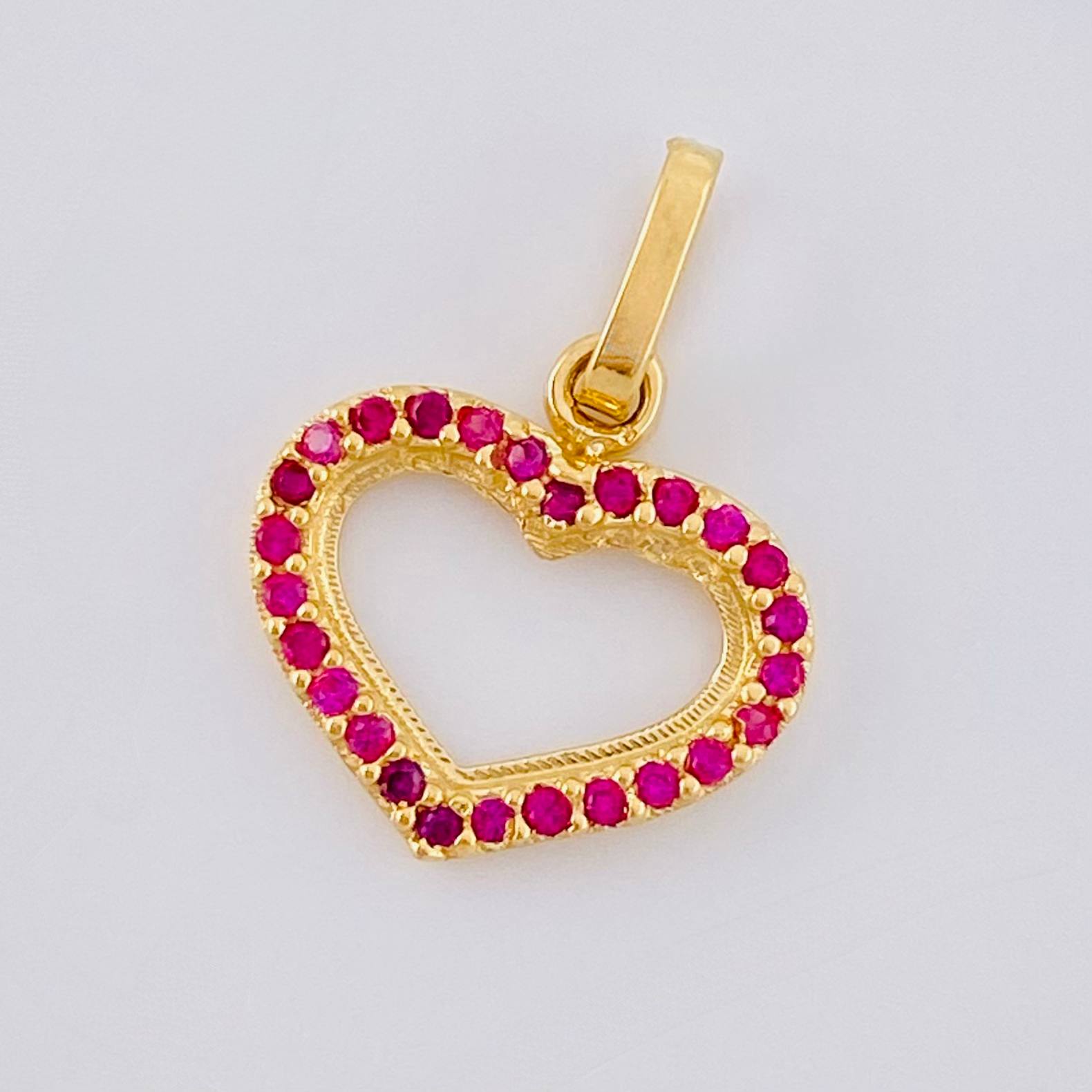 Pendant Heart Silhouette 0.85 g / 3/4 in Yellow Gold 18K