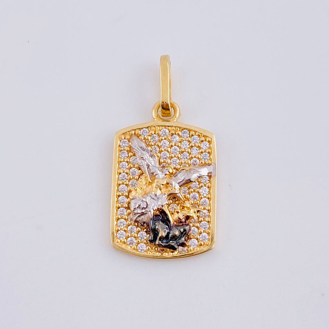 Dije Placa San Miguel 2.1 g / 1 in Dos Oros Amarillo Blanco 18K