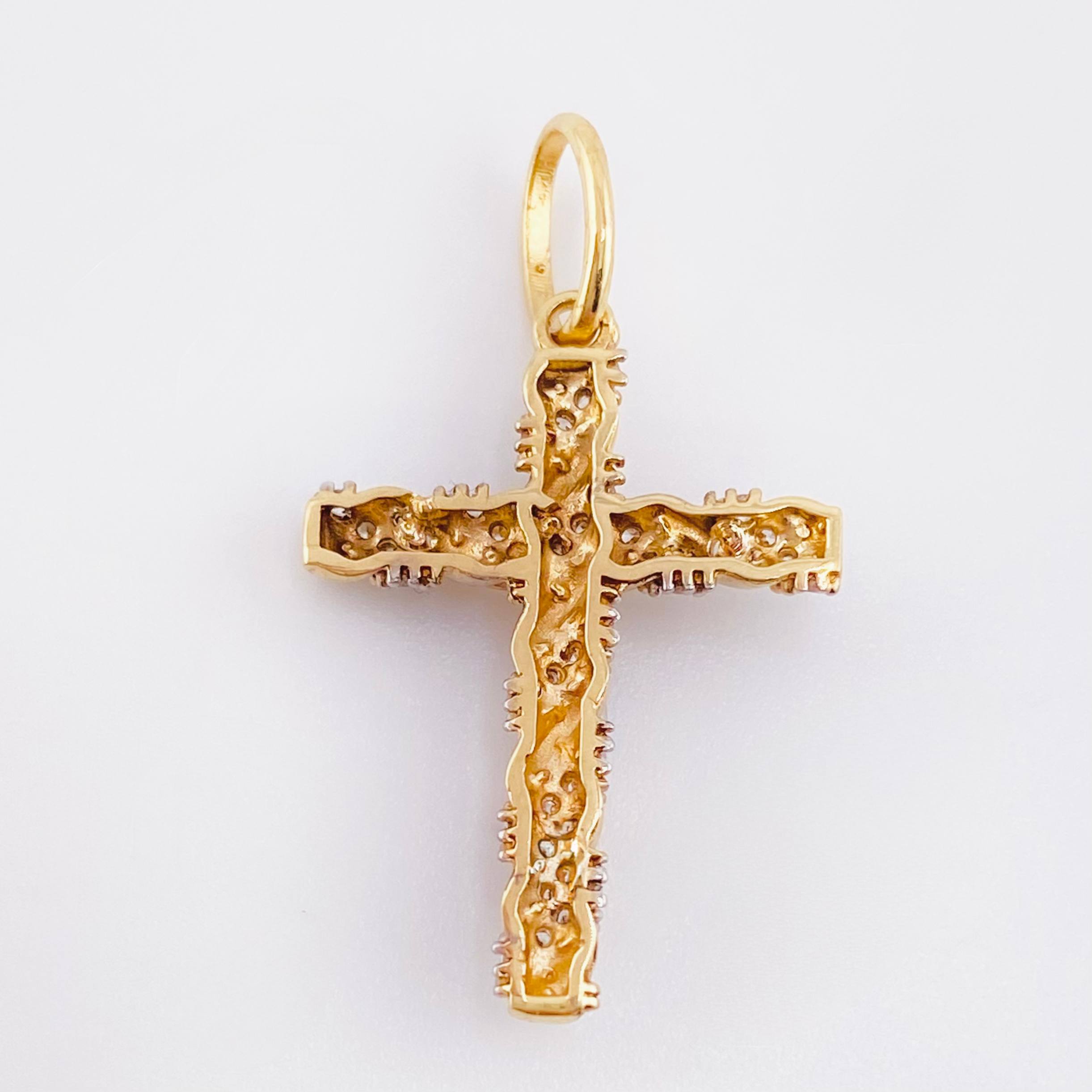 Christ Brioche Cross Pendant 1.95gr / 1 1/4 in / Three Golds 18K