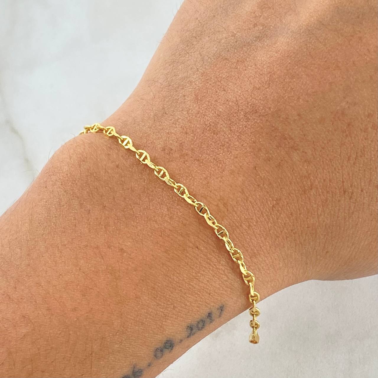 Flat Mariner Bracelet 1.25gr / 19cm / 2.4mm Yellow Gold +3 18K