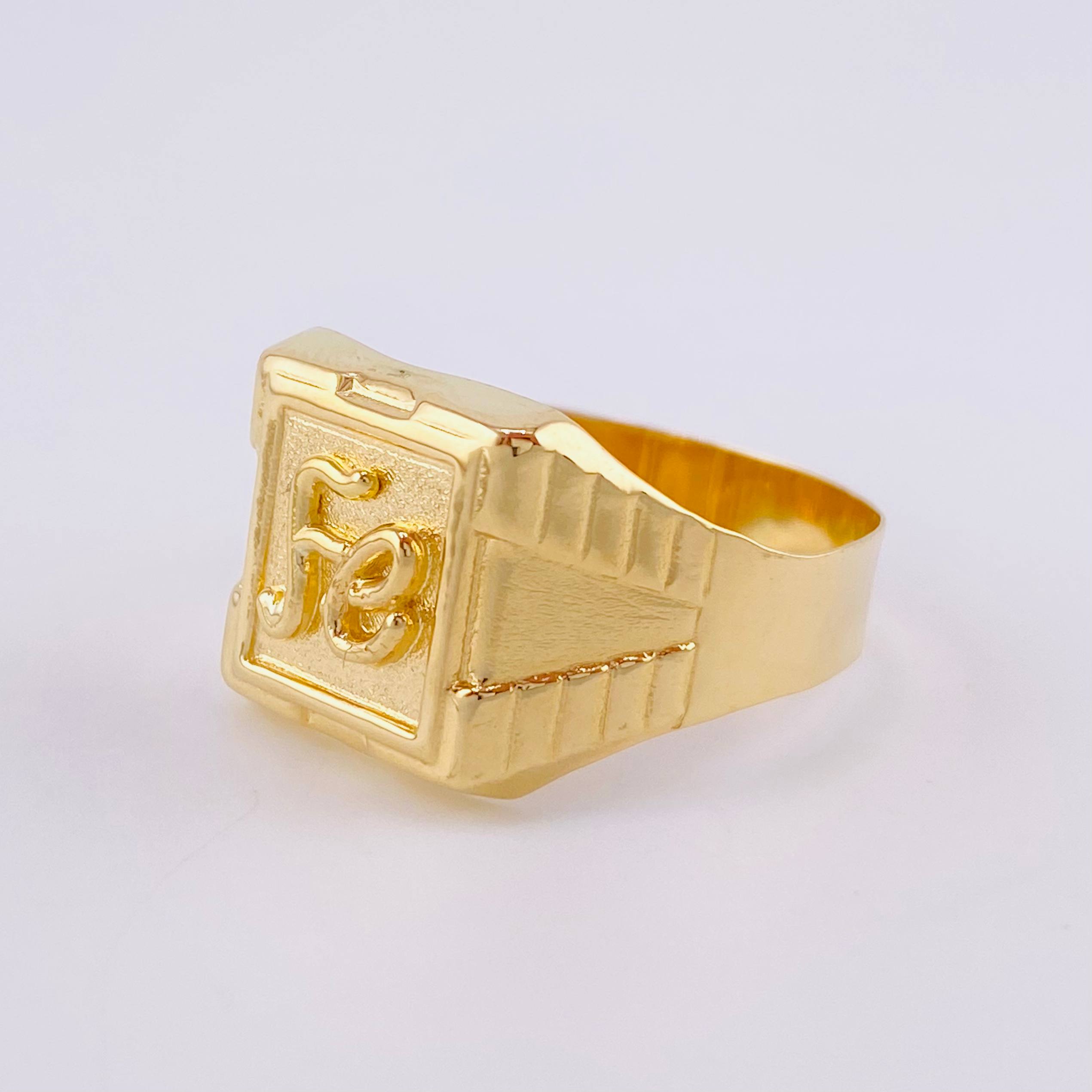 Faith Signet Ring 3.1g / T10 Yellow Gold 18K