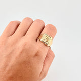 Faith Signet Ring 3.05g / Size 9 3/4 Yellow Gold 18K