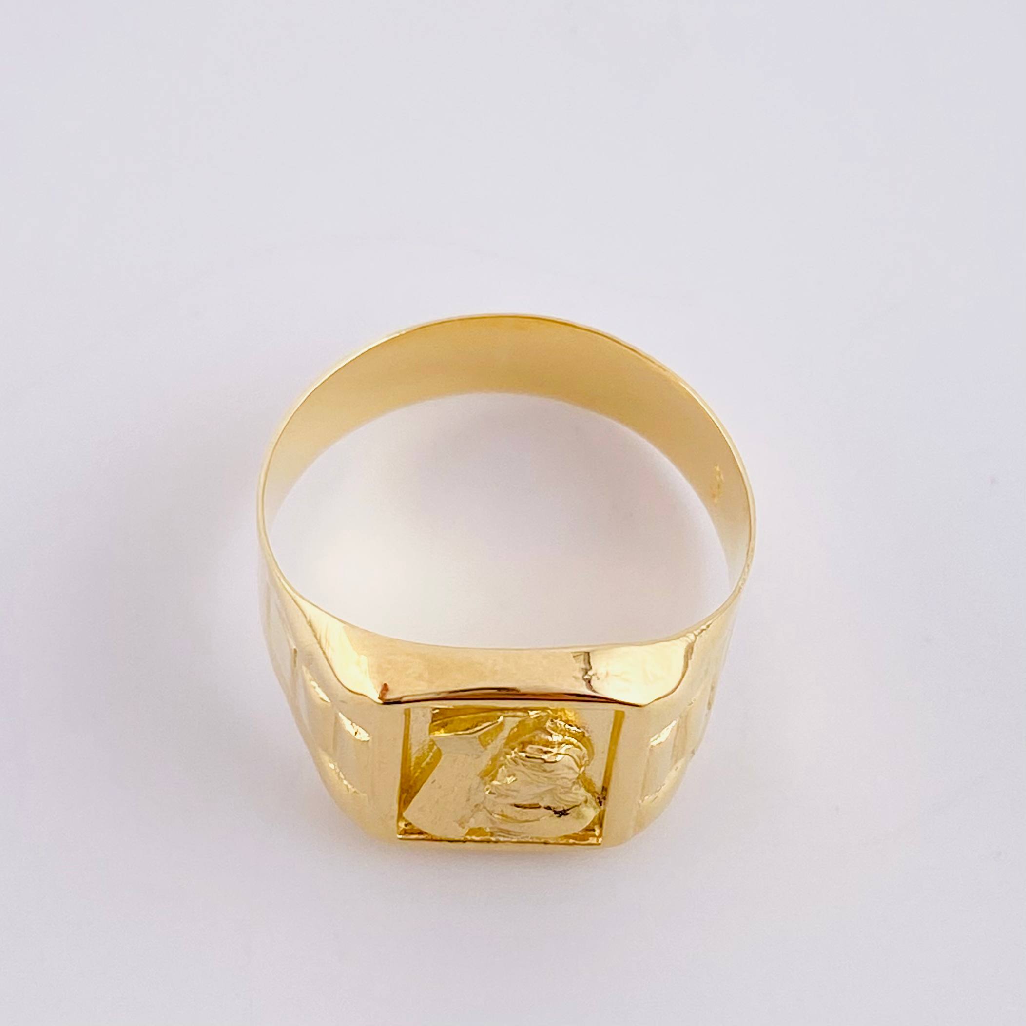 Jesuscrito Signet Ring 3.35g / T9 Yellow Gold 18K