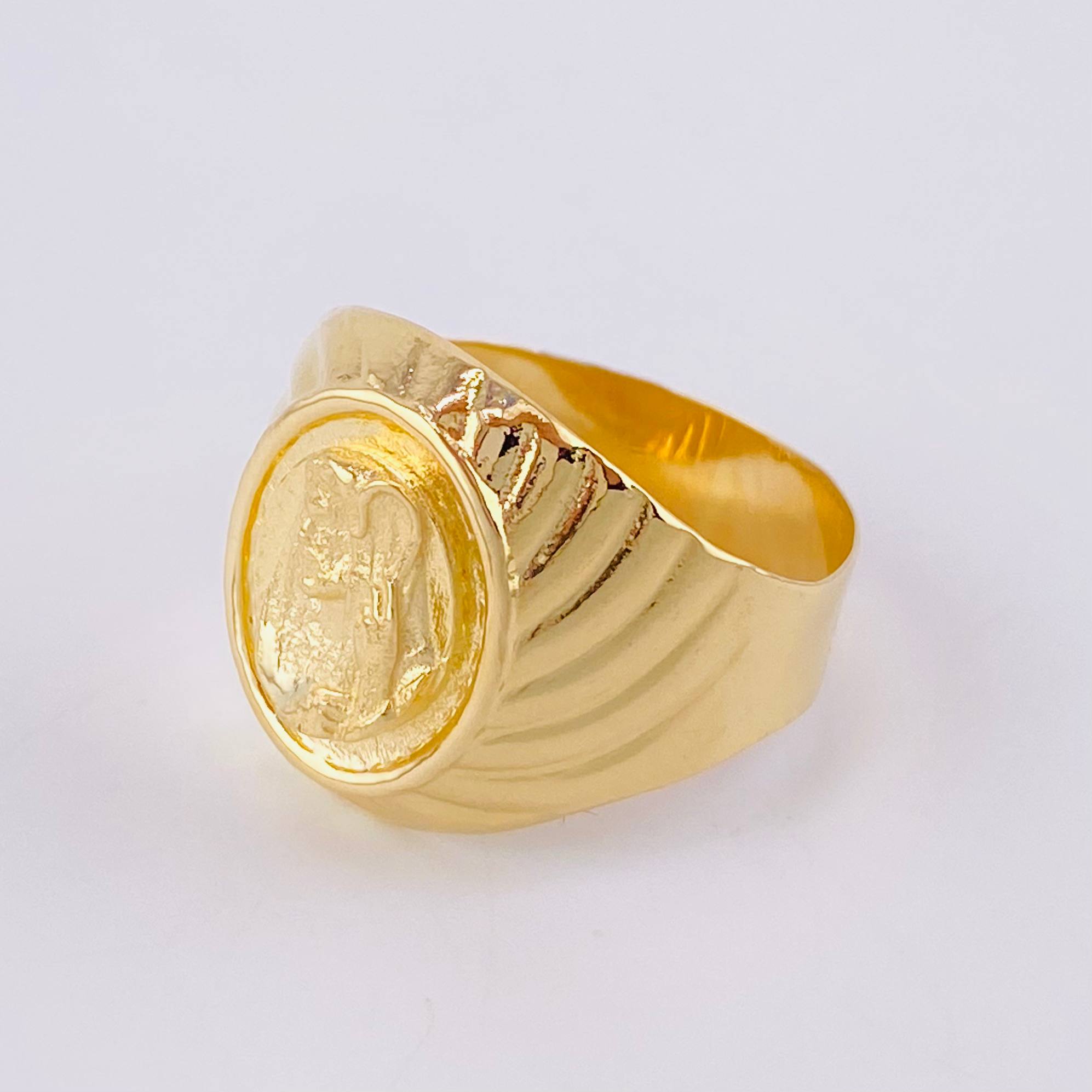 Anillo Sello Jesucristo 3.7g / T8 1/2 Oro Amarillo 18K