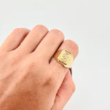 Signet Ring Weight 3.95g / Size 10 3/4 Yellow Gold 18K