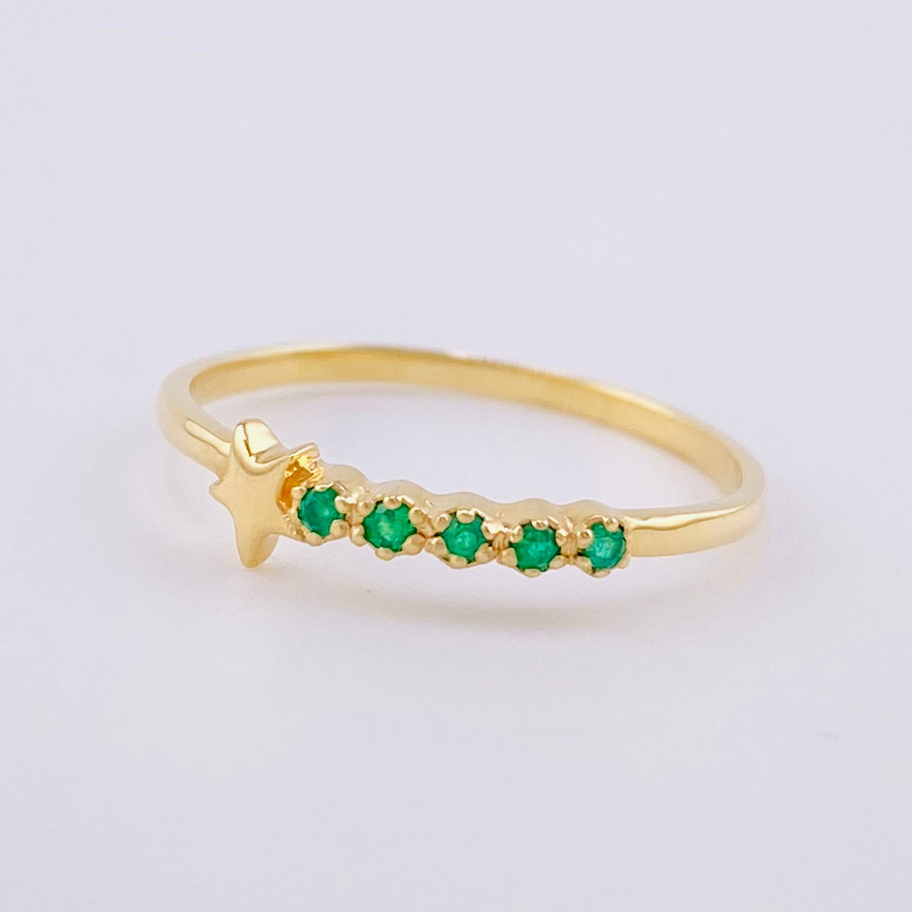 Channel Ring Star Emeralds 5pts 1.15g / T7 Yellow Gold 18K