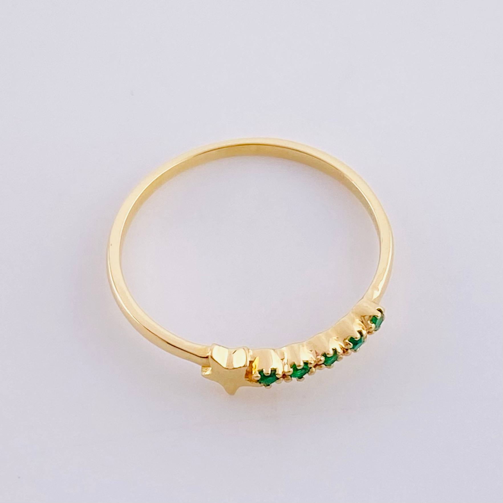 Channel Ring Star Emeralds 5pts 1.15g / T7 Yellow Gold 18K