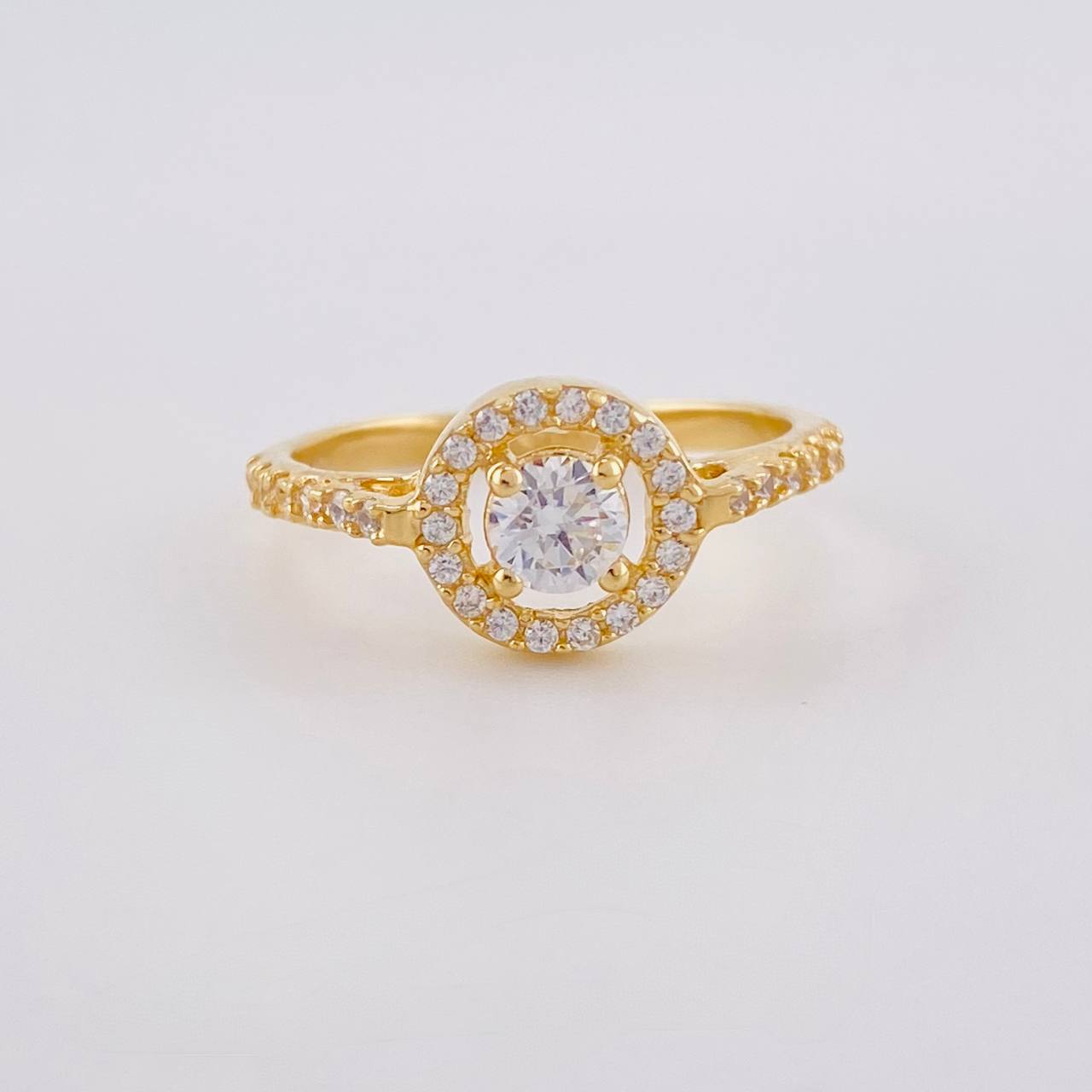 Round Halo Ring 2.3g / Size 5 1/4 Yellow Gold 18K