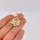 Dije Flor de Loto 3.45g / 1 1/4 in Oro Amarillo 18K