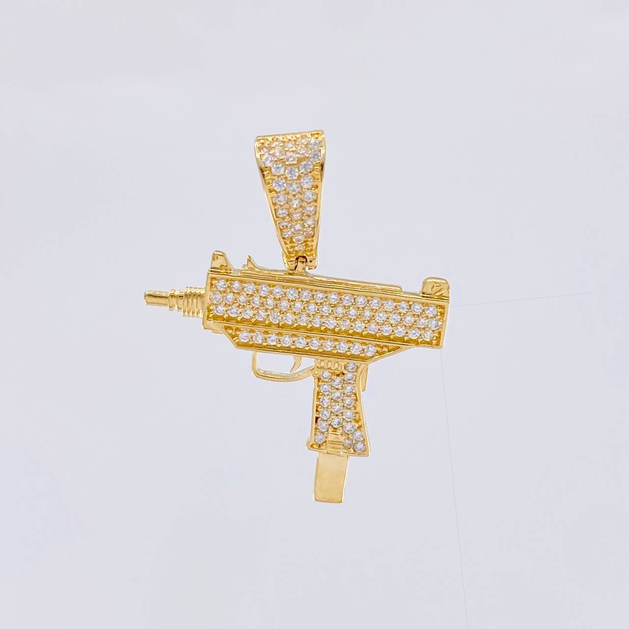 Dije Arma Mini Uzi 3.6g / 1 1/2 in Oro Amarillo 18K
