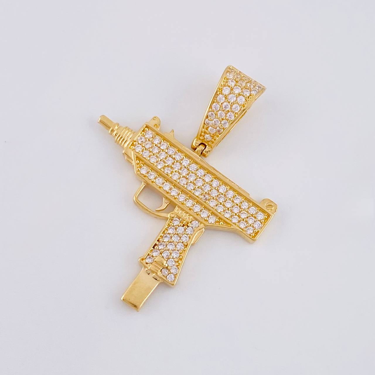 Dije Arma Mini Uzi 3.6g / 1 1/2 in Oro Amarillo 18K
