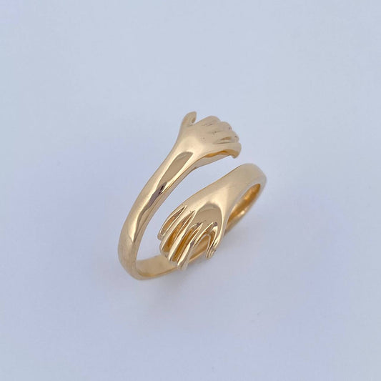 Hug Ring 3.35gr / Size 6 / 18K Gold $