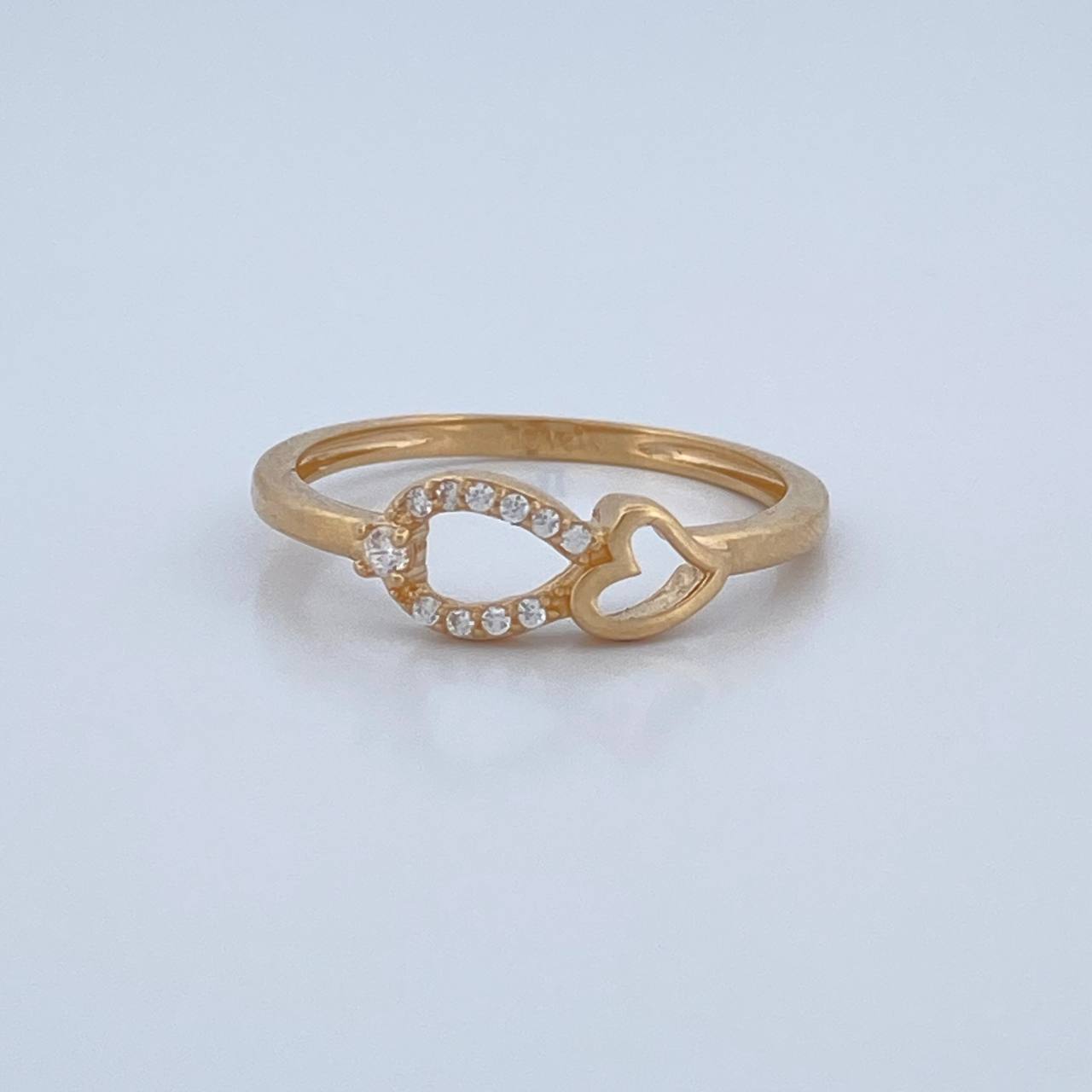 Heart Drop Ring 1.75gr / Size 7 1/4 / 18K Gold $