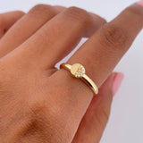 Half Circle Ring 1.05gr / Size 5 3/4 / 18K Gold $