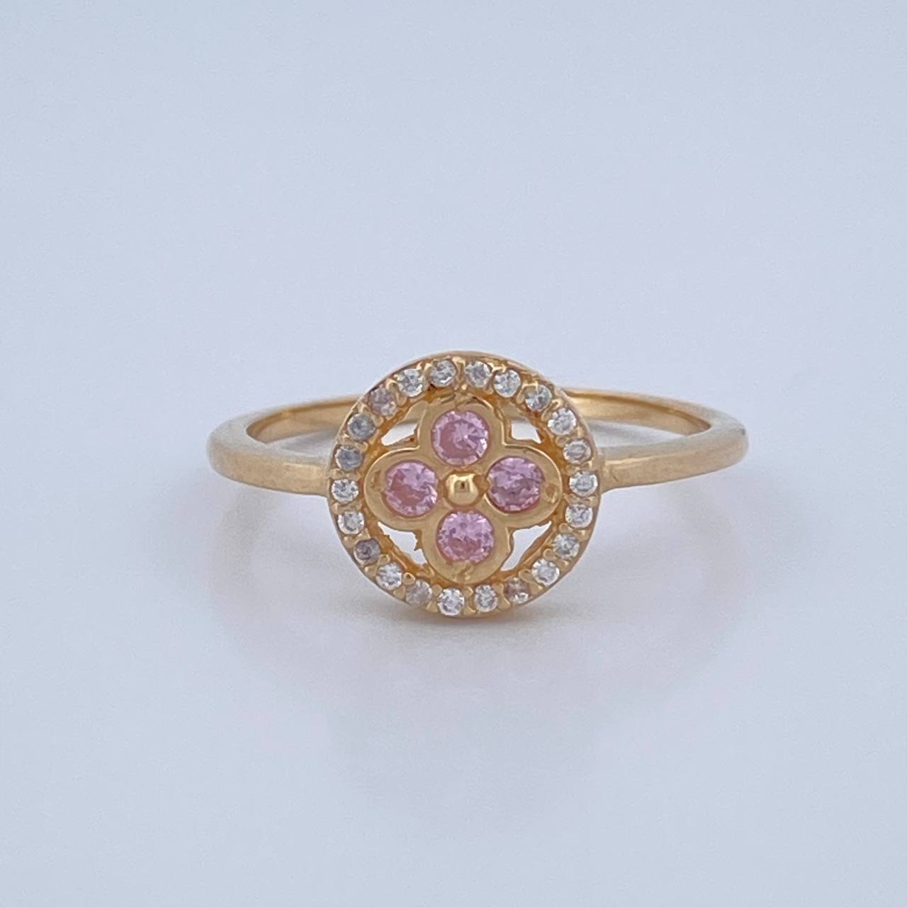 Flower Ring 2.8gr / Size 7 1/4 / 18K Gold $