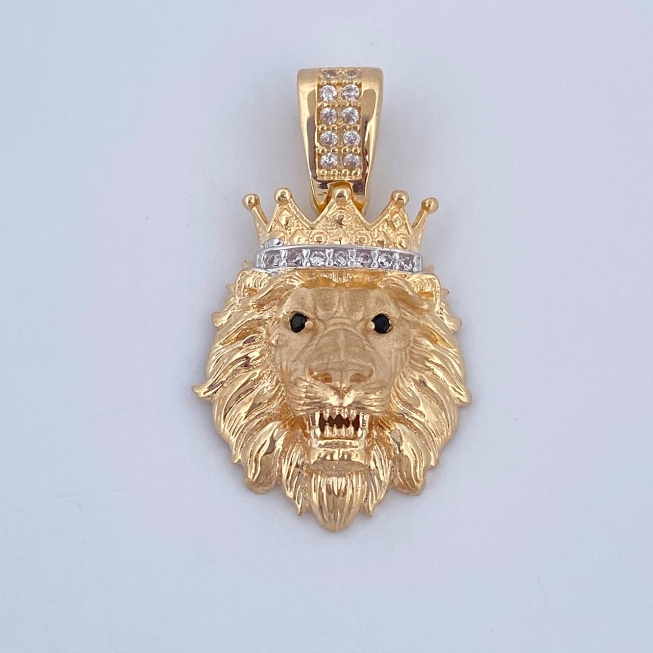 Pendant Lion Crown 3.55gr / 2.7cm / 18K Gold $