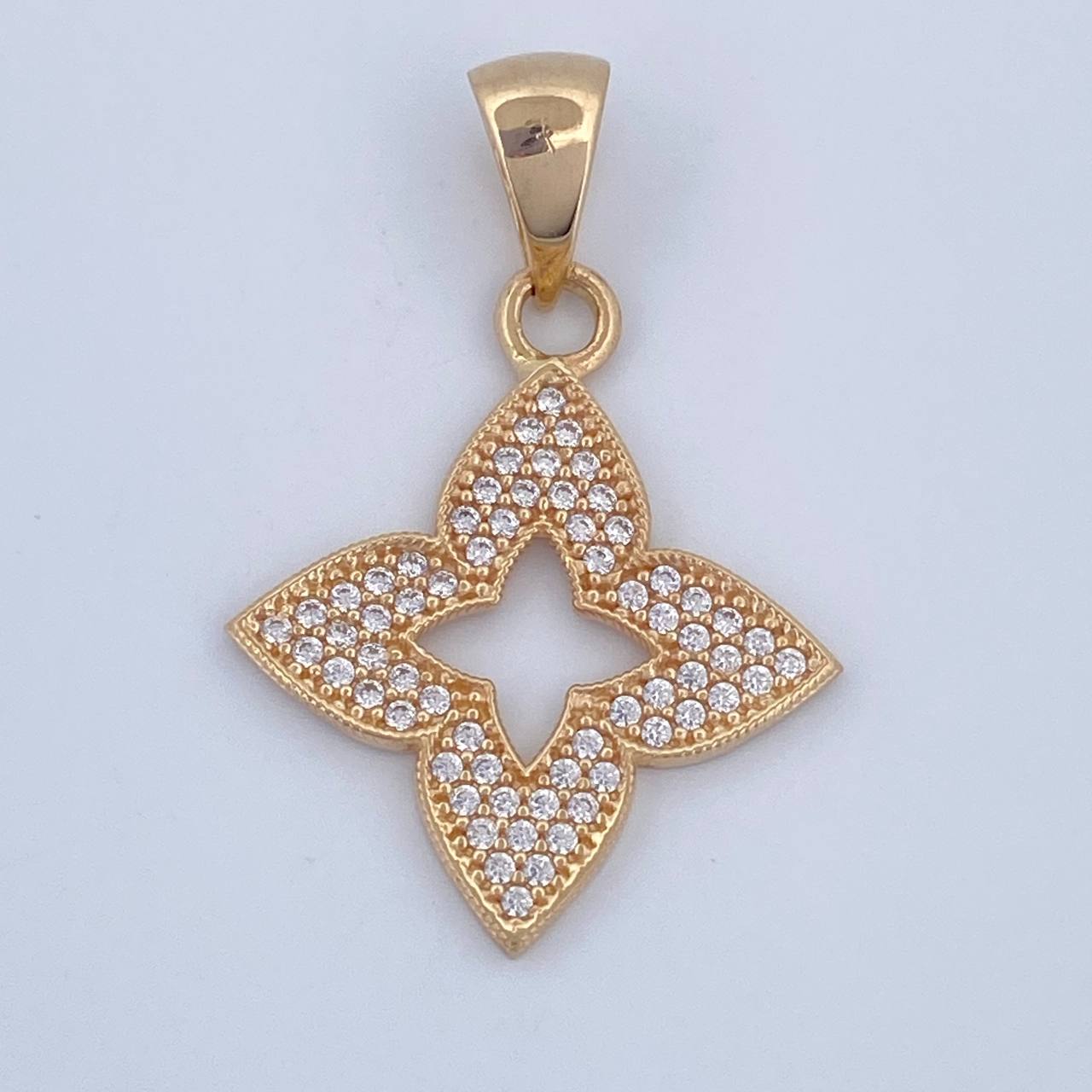Pendant Flower Silhouette 2.05gr / 2.8cm (1.1in) / 18K Gold $